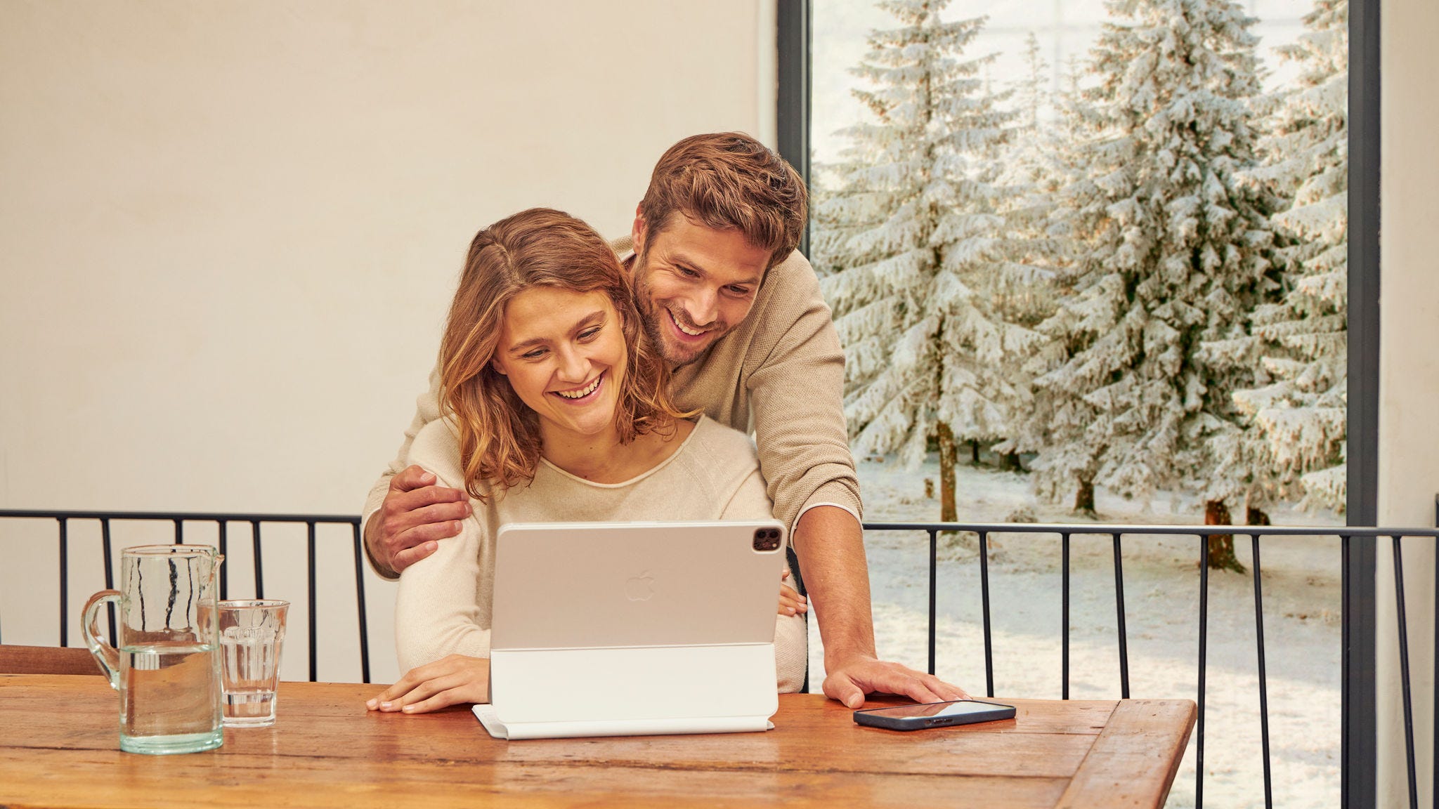 Man in his laptop in living room 